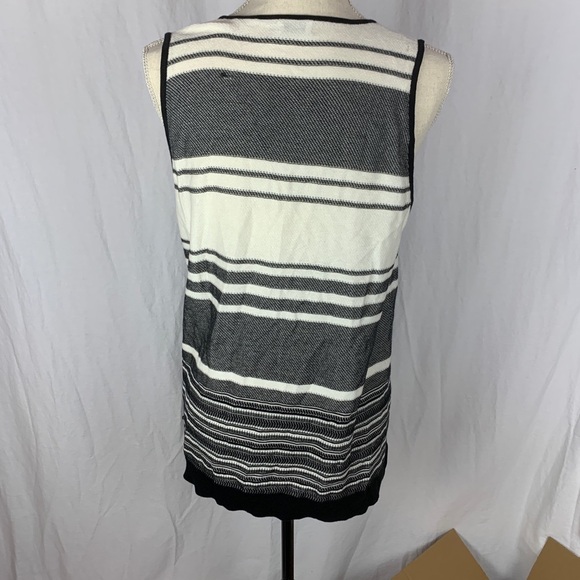 Vince sweater tank top - Picture 2 of 7